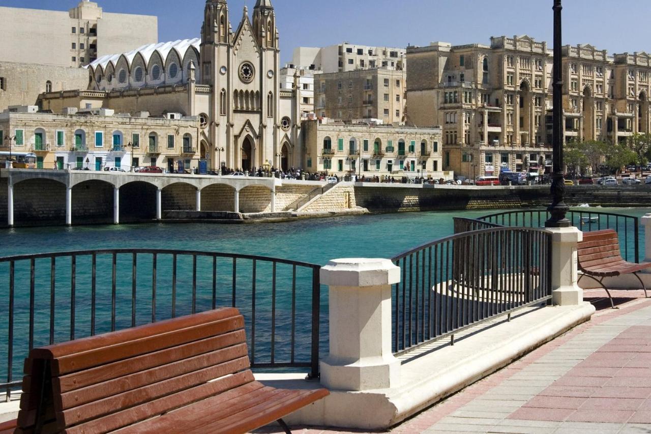 Appartement Picturesque Sliema Pad Steps From The Seafront Extérieur photo